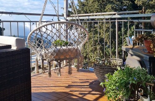 Artists Colony House | Romantic authentic apartment in the city center with amazing views