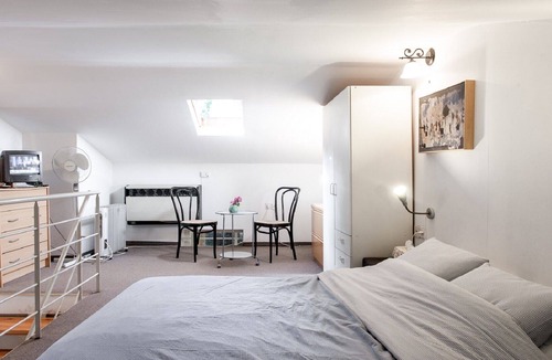 Talbieh Cottage | Roni Suite - Charming 1BR Suite in a Peaceful Garden - Amazing Location
