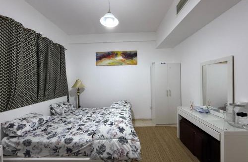 Madinat Zayed Apartment | Room, Al majaz 2