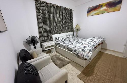Madinat Zayed Apartment | Room, Al majaz 2