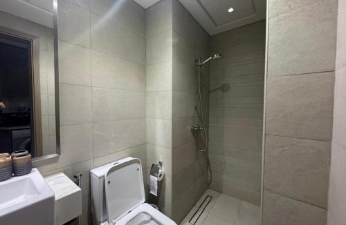 Madinat Zayed Apartment | Roomook Cozy studio