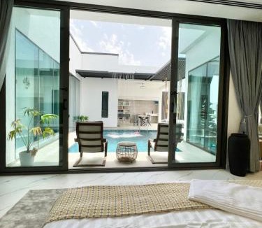 Sayq Ski Chalet | Rosella Chalet 2