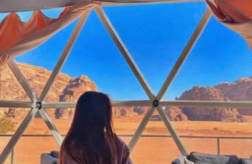 Wadi Rum Hotel | ROYAL BUBBLE lUXURY CAMP