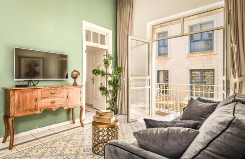 Mamilla Apartment | Royal Mamilla pearl by TISHREI