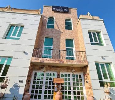 Al Maabilah Apartment | Royal Suites Muscat