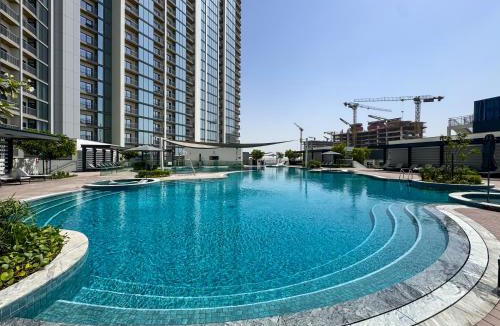 Nad Al Sheba House | Royal Vista - Stunning 1BR apartments with 5 Star Amenities
