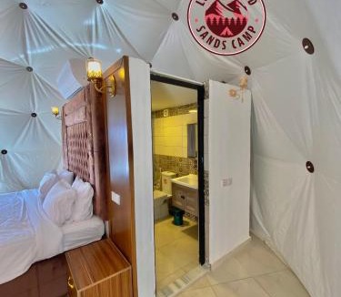 Wadi Rum Hotel | RUM lUXURY MM SANDS CAMP