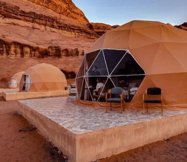 Wadi Rum Bed & Breakfast | Rum marco luxury camp