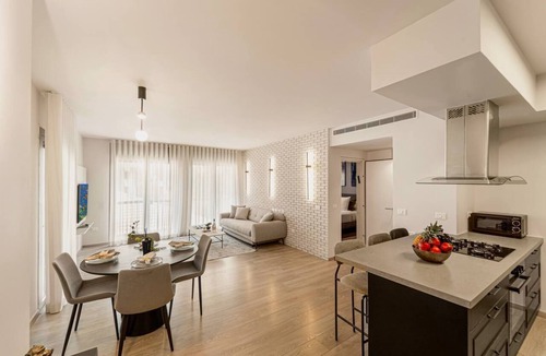 Jerusalem City Centre Apartment | Rustic 2 Bedroom Apartment at 7 Harav Kook in Jerusalem City Center near Zion SQ