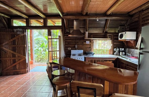 La Fortuna Cabin | Rustic Chalet Cabin for 6 Private Pool-Gym Access