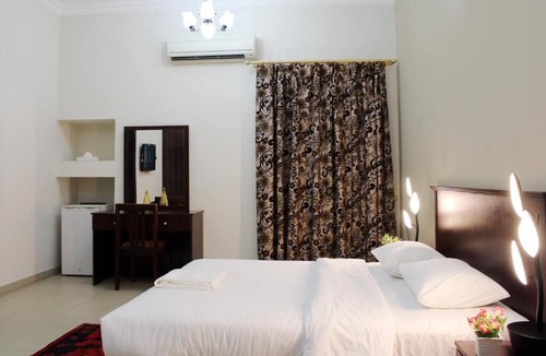 Al Khuwair Hotel | Sahara Hotel Apartment