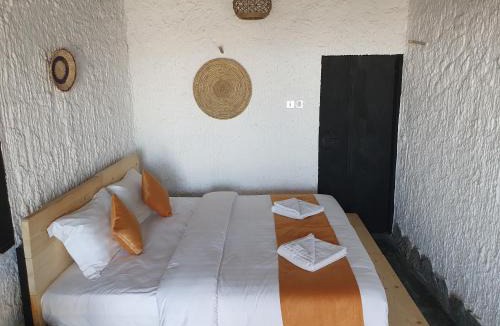 Al Hamra Cabin | SAMA Al Khutaim-Heritage Home