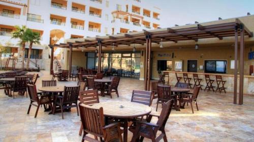 Sweimeh Apartment | Samarah Resort Apartment D32 at DeadSea, Sea & Pool view- Families & couples only