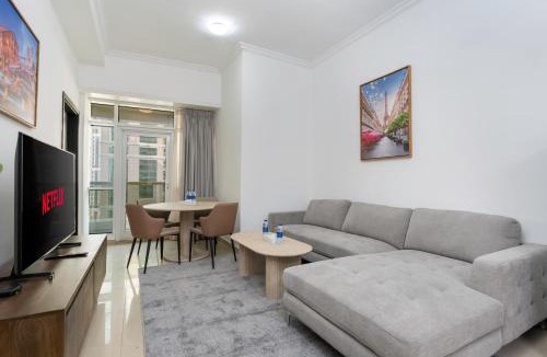 Jumeirah Lake Towers Apartment | Samaya Holiday Homes - Lake City Stunning Suits Lake View - Next to Metro