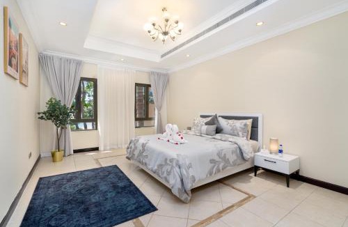 Palm Jumeirah Villa | Samaya Holiday Homes - Luxury Villa Pool - Beach Access & Fishing Zone