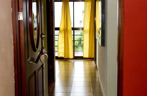 San Isidro de El General House | SauGaLe - Near Chirripó, King Bed, Pool & Hot Tub