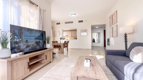 Bab Al Bahr Apartment | Sea La Vie 1BHK Direct Sea-View Apartment