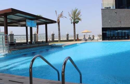 Dubai Resort | Sea Point Hotel Dubai Islands Formerly Park Regis by Prince