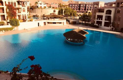 Aqaba Apartment | Sea View Apartment at Tala Bay Resort in Aqaba للعائلات و كبلز فقط