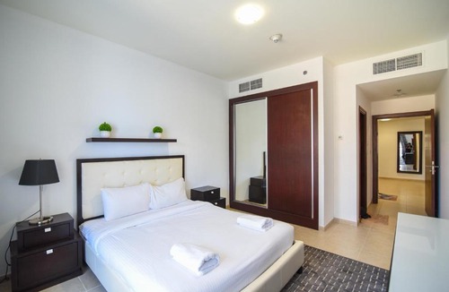 Al Sufouh 2 Apartment | Sea View Elite Residence Marina