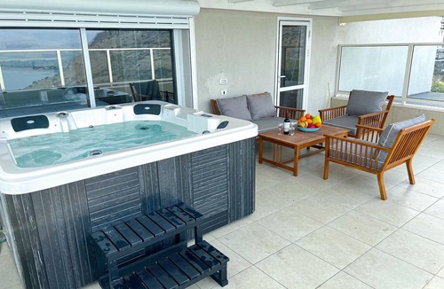 Tiberias Apartment | sea view penthouse with 3 floors and an hot tub! can host up to 15 people .