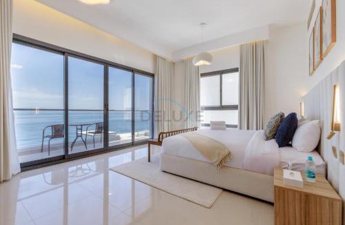 Sharm Villa | Sea Views 4BR and Assistant's Room Villa with Heated Pool, Sharm - Al Dana Villa, Al Dana Island by Deluxe Holiday Homes