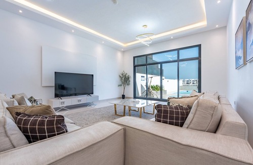 Sharm Villa | Sea Views 4BR + Maids Room Villa with Private Pool, Kid's Pool, BBQ Facility