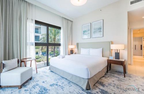 Sharm Apartment | Seafront 4BR Apartment with Assistant Room in The Address Fujairah Residences Block B, Fujairah by Deluxe Holiday Homes