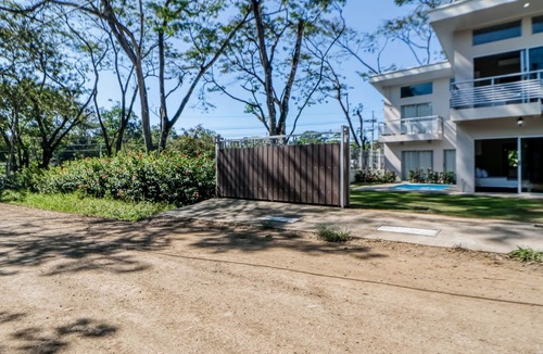 Jaco Apartment | Second Floor Studio with Shared Pool, Partial AC, and Private Washer/Dryer!