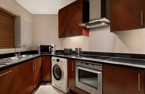Al Maqta Hotel | Shangri-La Hotel Apartments Qaryat Al Beri