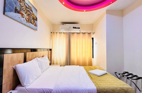 Sharjah Hotel | Sharjah Plaza Hotel