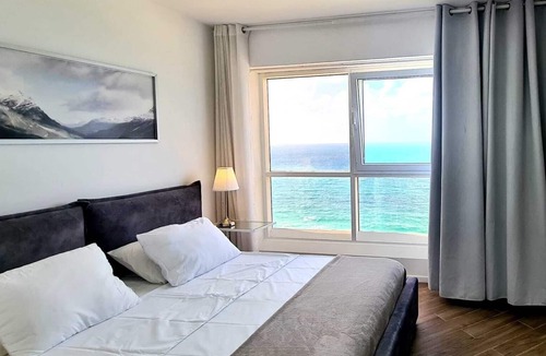 Bat Yam Apartment | SHaYaSH apartments Leonardo Bat-Yam