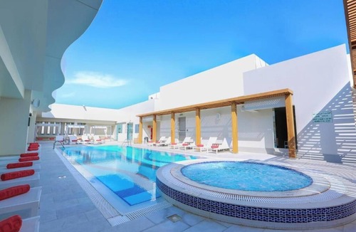 Al Danah Apartment | Sheikh Hamdan St. 2 Bedroom Serviced Apartment: Abu Dhabi