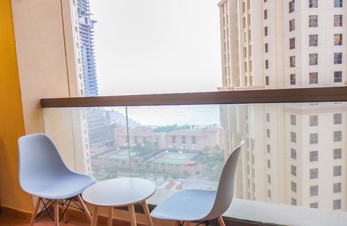 Jumeirah Beach Residence Apartment | Signature Holiday Homes - Spacious Furnished 1 BHK in Murjan 1, JBR