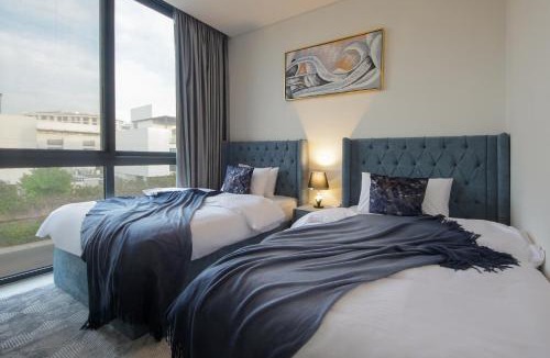 Al Hamriya Villa | Silk Valley - 4B near Al Hamriyah steps away from Beach