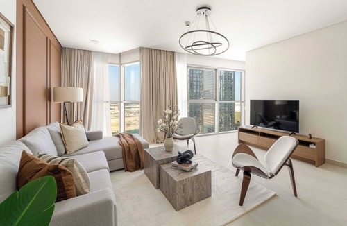 Abu Dhabi Apartment | Silkhaus Large 3BR+Maid | Radiant Viewz Reem