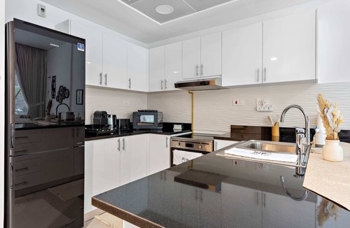 Abu Dhabi Apartment | Silkhaus Near NYU | Park View | Saadiyat Island