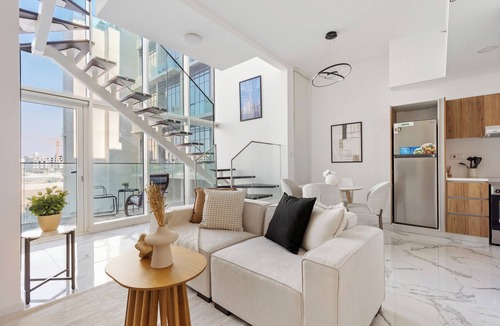 Masdar City Apartment | Silkhaus Oasis Towers - Masdar City