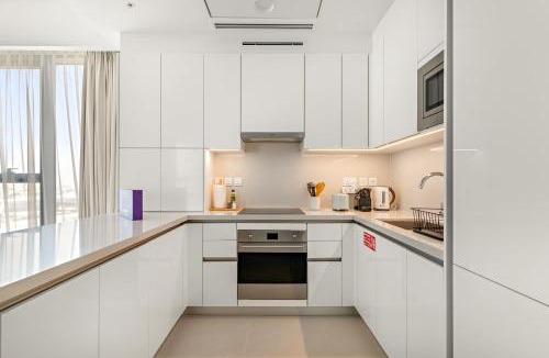 Al Safa Apartment | Silkhaus Vacation Homes Charming 1BDR in Canal Front Tower