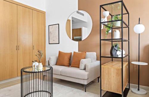 Dubai Apartment | Silkhaus Vacation Homes New Studio in ASB Tower Walking distance to mall