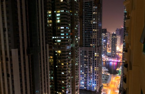 Al Sufouh 2 House | Single Room For One Lady in Dubai Marina 3202.1