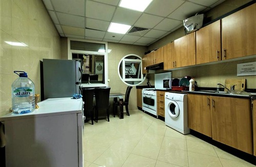 Al Sufouh 2 House | Single Room For One Lady in Dubai Marina 3202.1