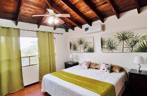Playa Ocotal Hotel | Siwõ Art Guesthouse