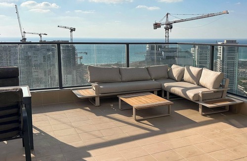 Rishon LeTsiyon Apartment | Sky26 Mini penthouse with 6-Rooms Sew View Bat Yam