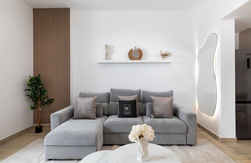 Abu Dhabi Apartment | Sleek Yas Getaway w/Ferrari World & Canal Views