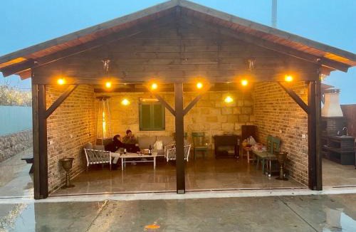 Majdal al-Shams Cabin | snowflake.golan