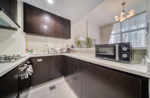 Downtown Dubai Apartment | Soothing 1BR at Merano Business Bay by Deluxe Holiday Homes