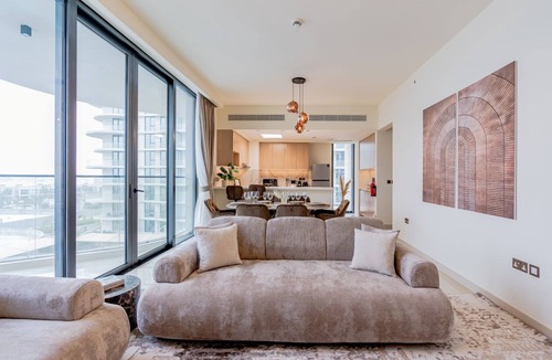 Mina Al Arab House | Sophisticated Interior near Hayat Beach