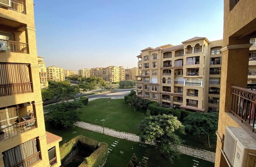 Madinaty House | Spacious 2 Bedroom, 4 Beds with Wifi, ACs and Garden View