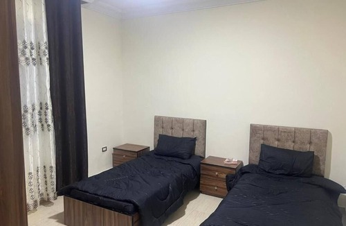 Amman Apartment | Spacious 3-bedroom apartment with AC, WiFi in welcoming Amman